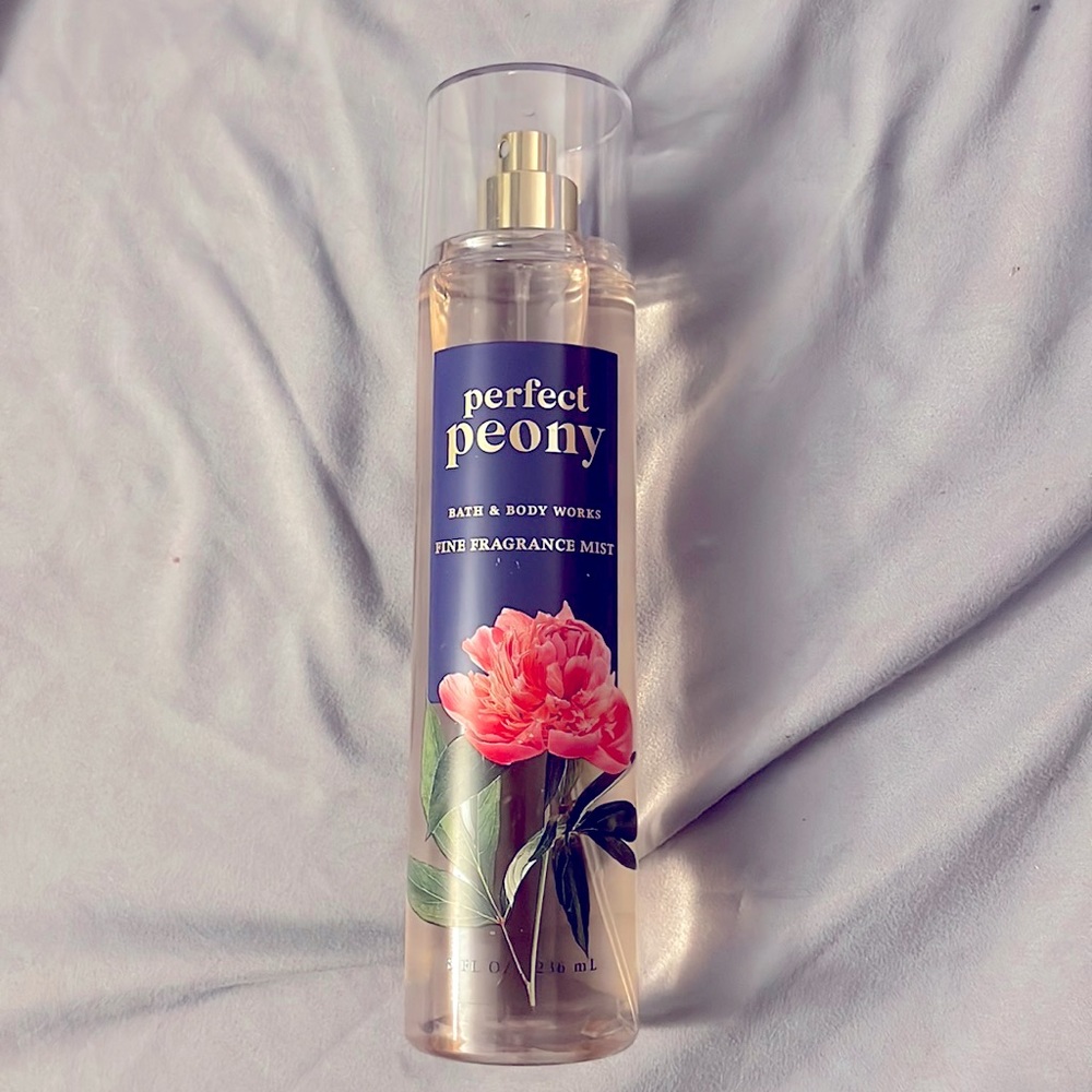 Bath and body works Perfect Peony Body Spray 8 fl oz